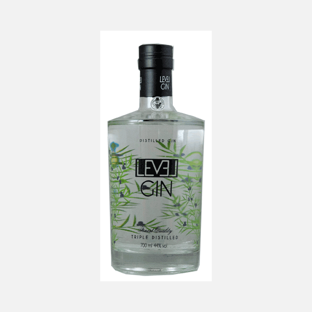 Level "Triple Distilled" Gin  Spanien