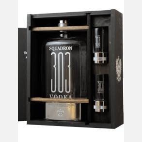 Squadron 303 Vodka / Gavekasse m/2 fl. glas
